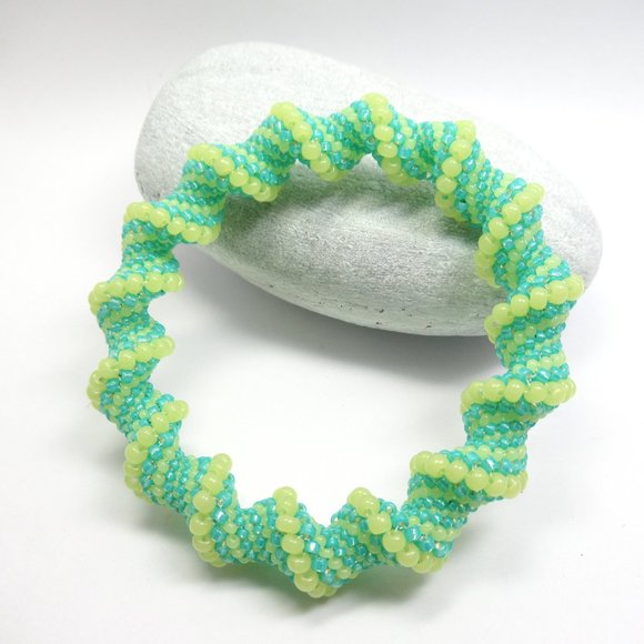 Uranium Glass Cellini Bangle Bracelet - Picture 6 of 11